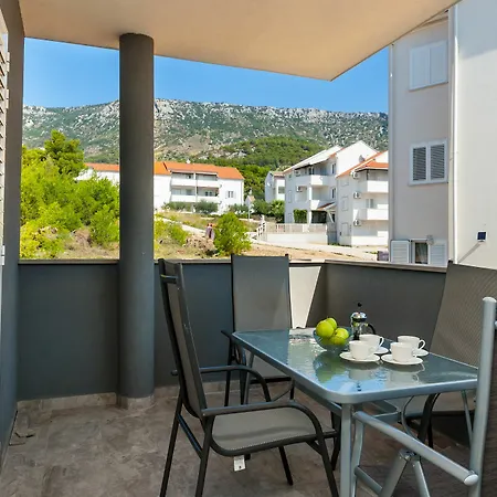 Apartments Mistral Bol Exterior photo