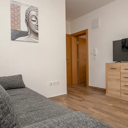Apartments Mistral Bol Exterior photo