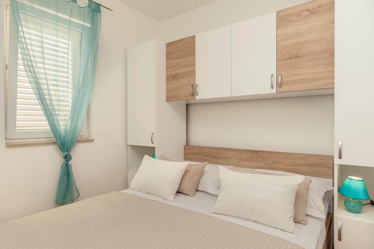 Apartment Mistral Bol